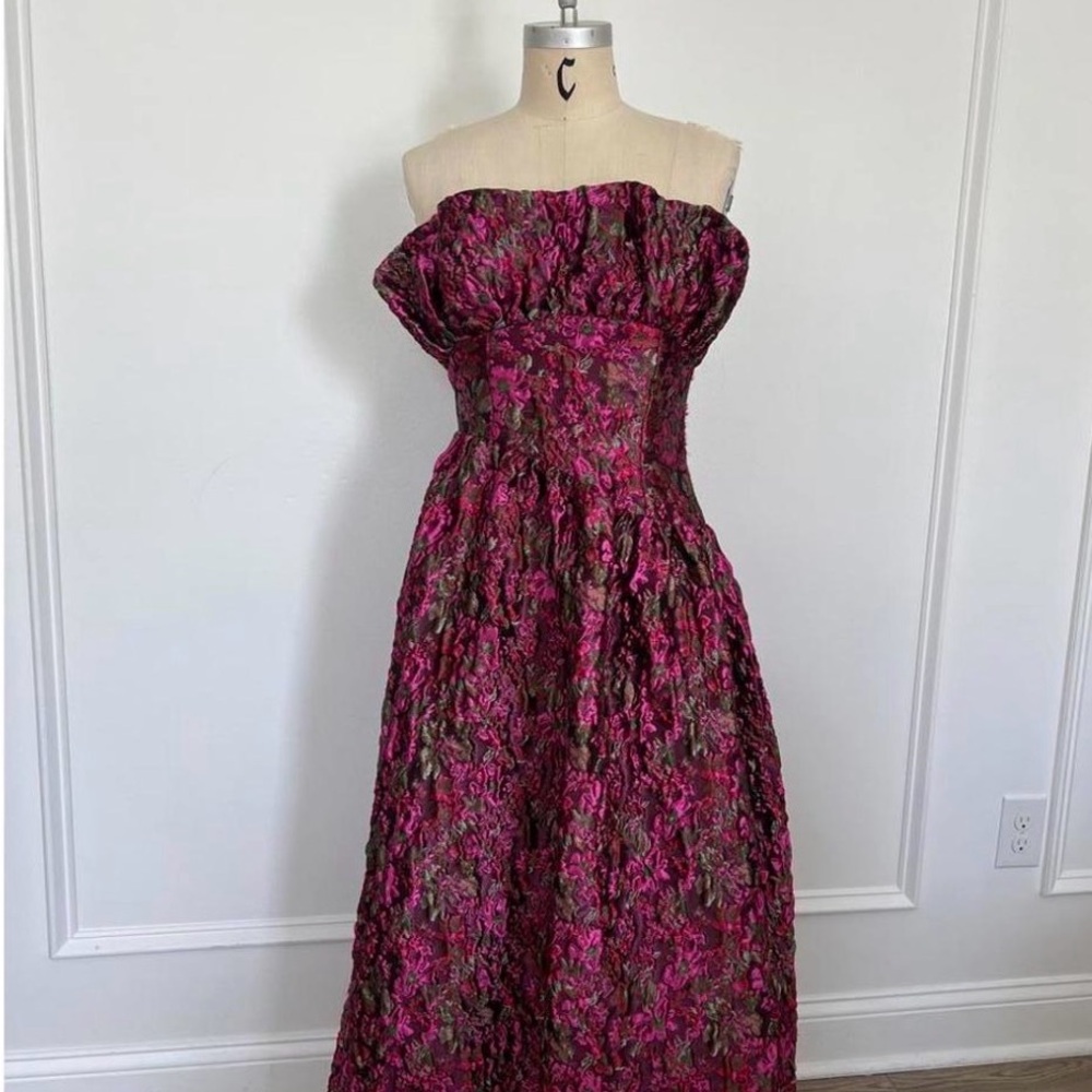 Elliatt Camellia Strapless Purplish Fuchsia Floral Jacquard Gown
